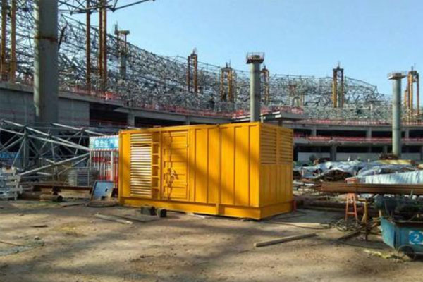 漯河发电机出租如何判断空气滤清器是否需要更换？